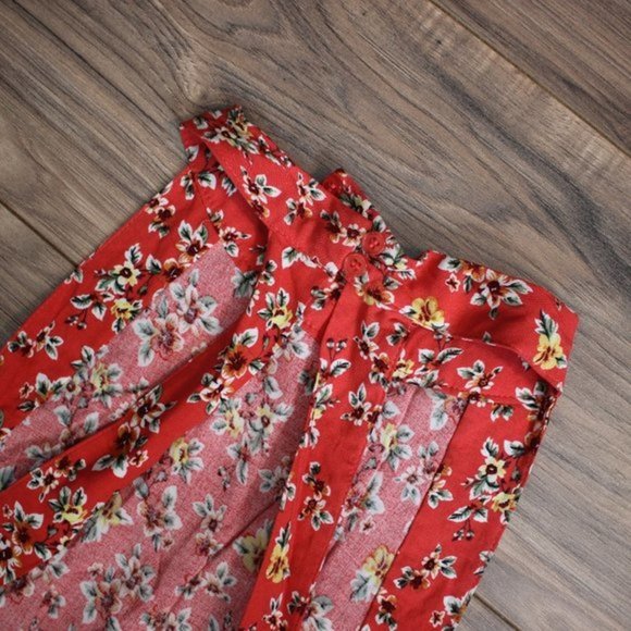 Sunday Mi Amor Red Hi lOW High Neck Floral Open Back Sundress M - Picture 3 of 6